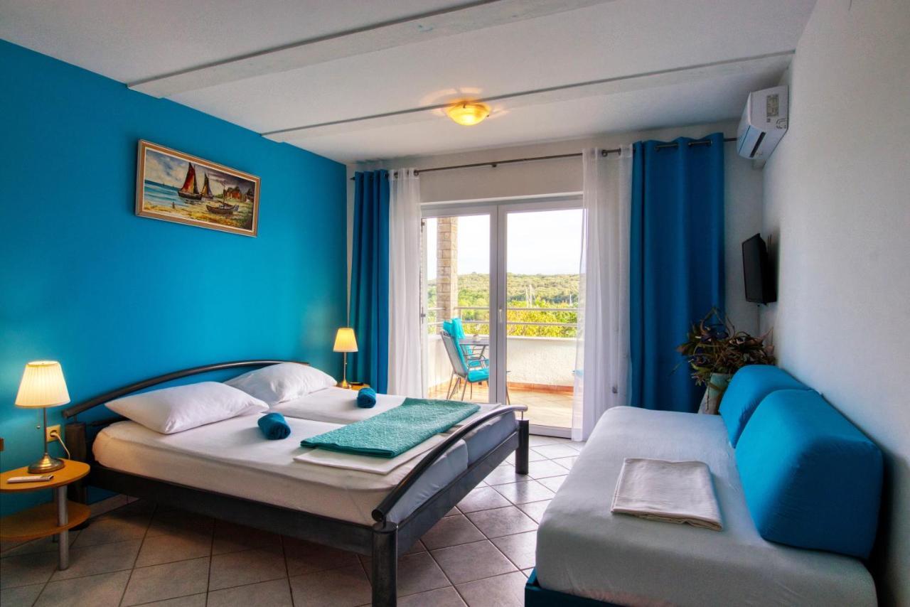 Apartman Studio Pula Luaran gambar