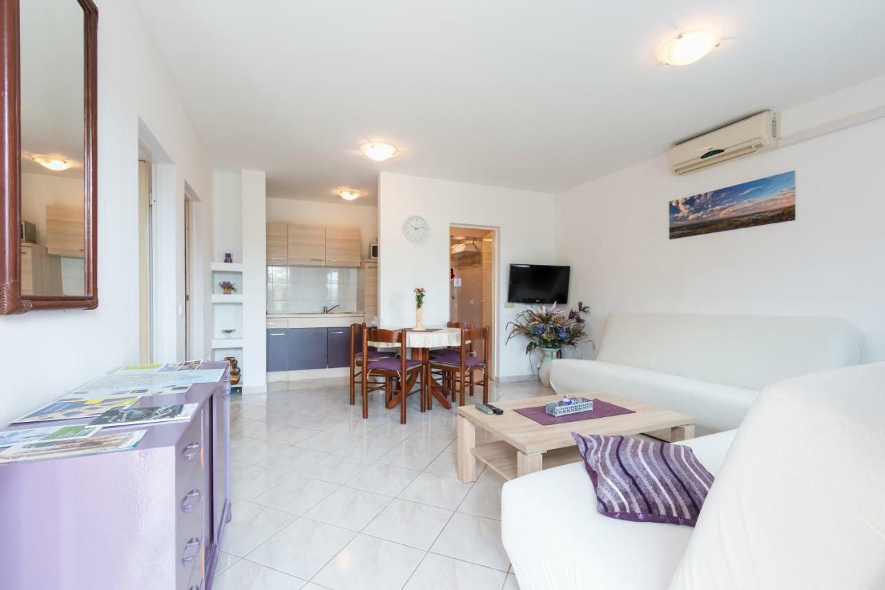 Apartman Studio Pula Luaran gambar
