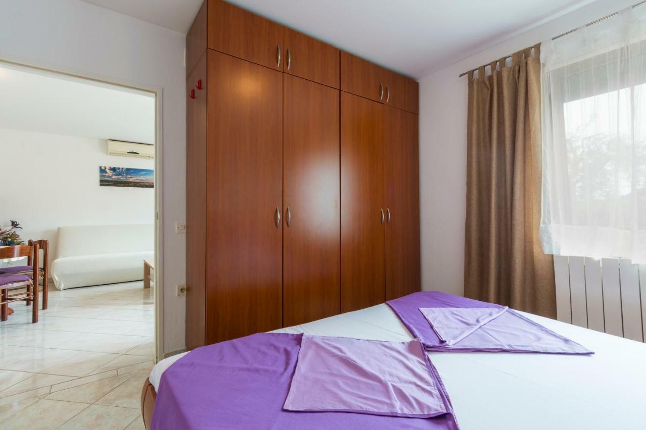Apartman Studio Pula Luaran gambar